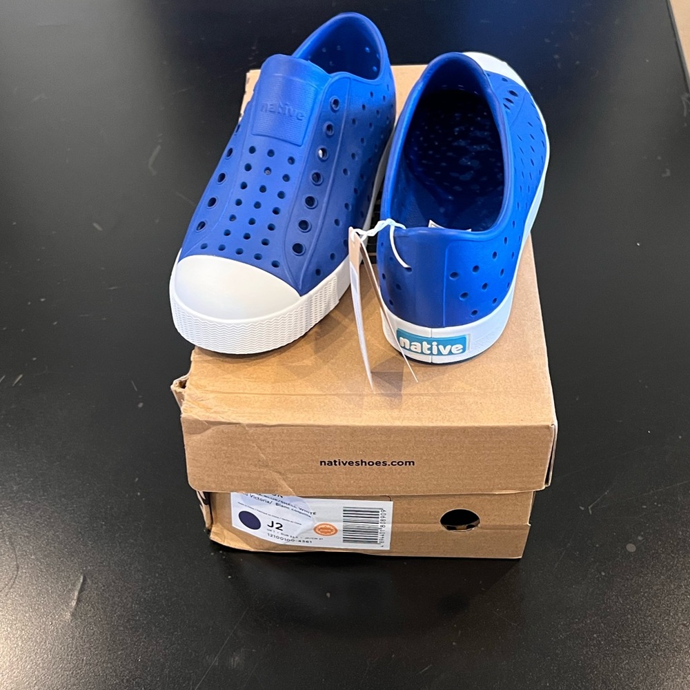 Native Kids Shoes - Blue NWT